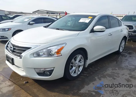 2015 Nissan Altima 2.5 Sv z USA, uszkodzony, nr VIN 1N4AL3AP7FC168062